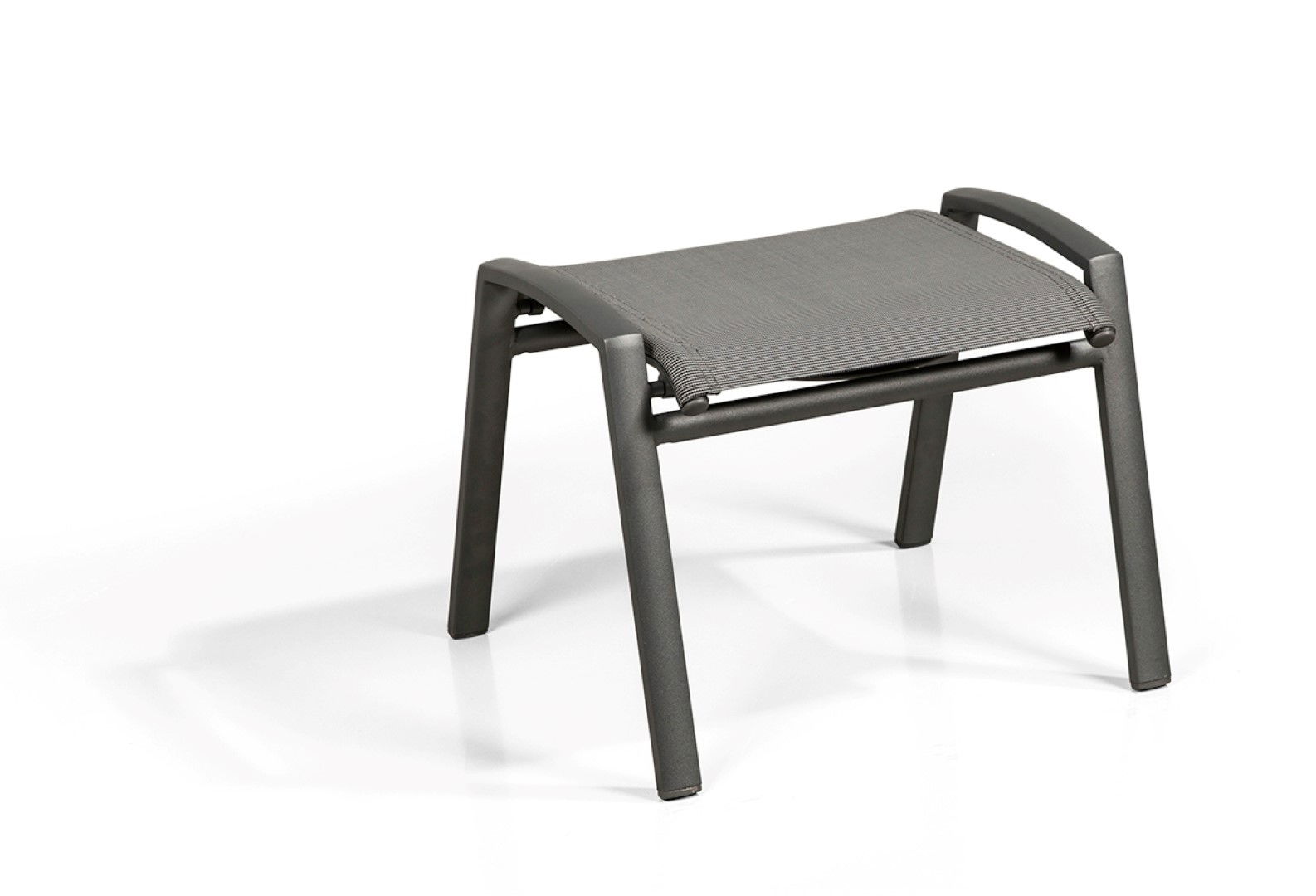 https://cdn.warentuin.nl/media/catalog/product/1/7/1711143000103241_eurofleur_aanbieding_tuinmeubel_cabin_hocker_eurofleur_aanbied_f1a7.jpg