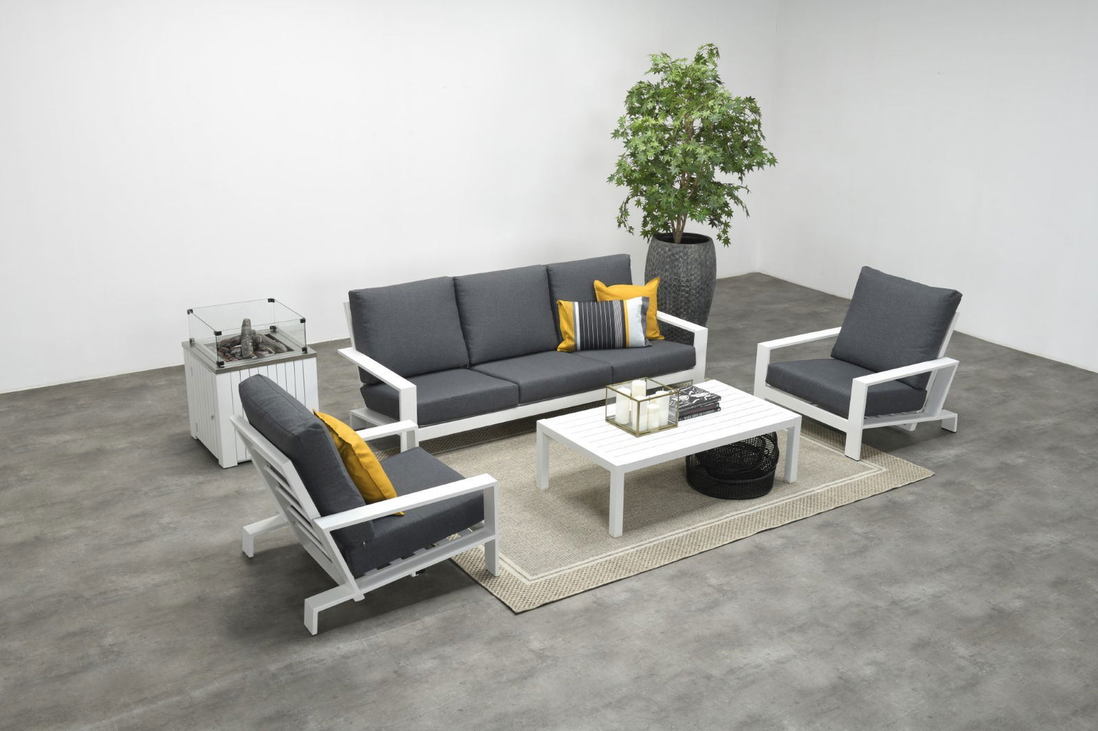 https://cdn.warentuin.nl/media/catalog/product/1/7/1718713002623383_2_garden_impressions_loungetafel_lincoln_lounge_tafel_140x70_m_9daa.jpg