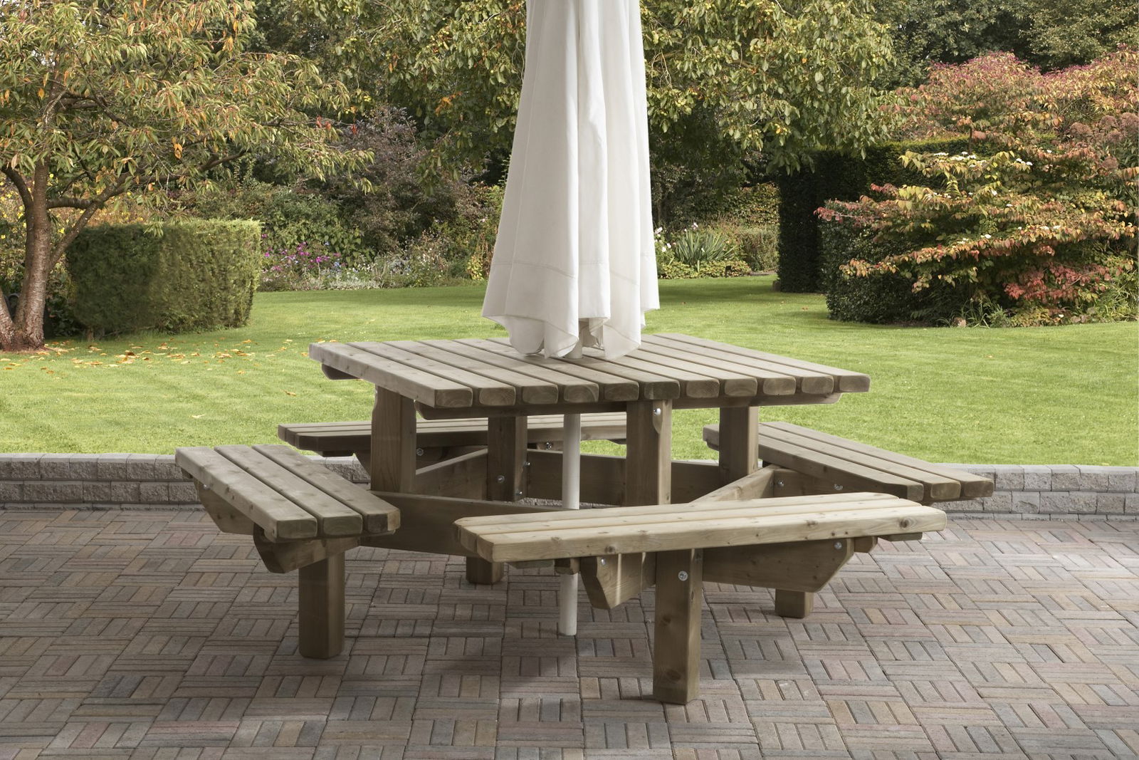 https://cdn.warentuin.nl/media/catalog/product/1/7/1718719074041209_2_talen_buitenmeubelen_buitenmeubel_picknicktafel_vierkant_195_a484.jpg