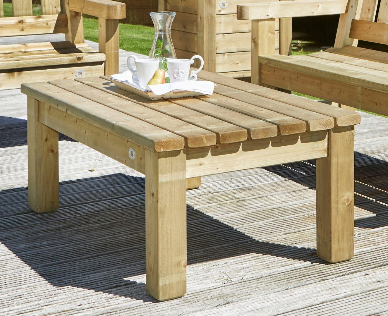 https://cdn.warentuin.nl/media/catalog/product/1/7/1718719074046709_2_talen_buitenmeubelen_buitenmeubel_tafel_zeist_laag_70x120_cm_a52c.jpg