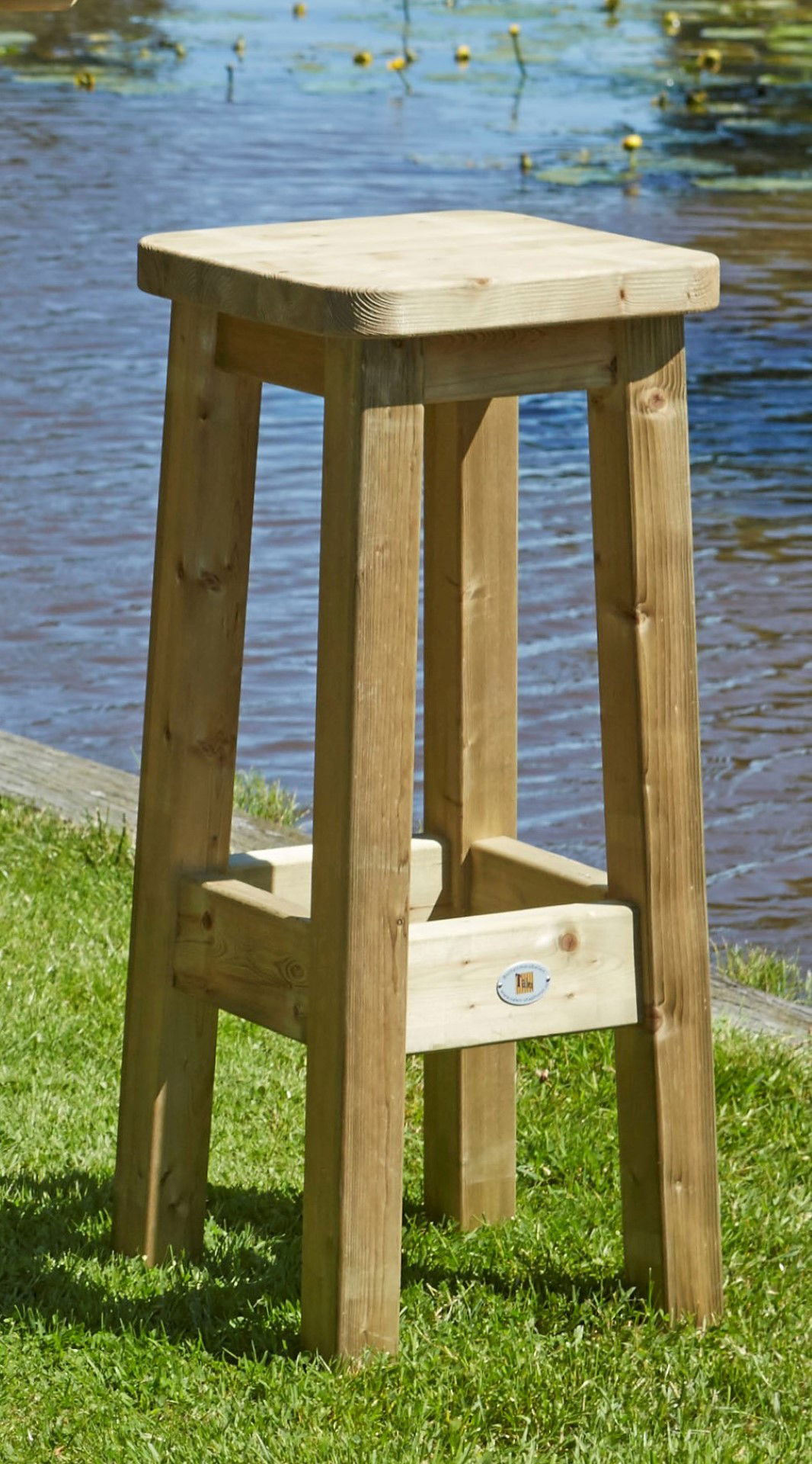 https://cdn.warentuin.nl/media/catalog/product/1/7/1718719074048000_2_talen_buitenmeubelen_buitenmeubel_barkruk_talen_buitenmeubel_3e89.jpg