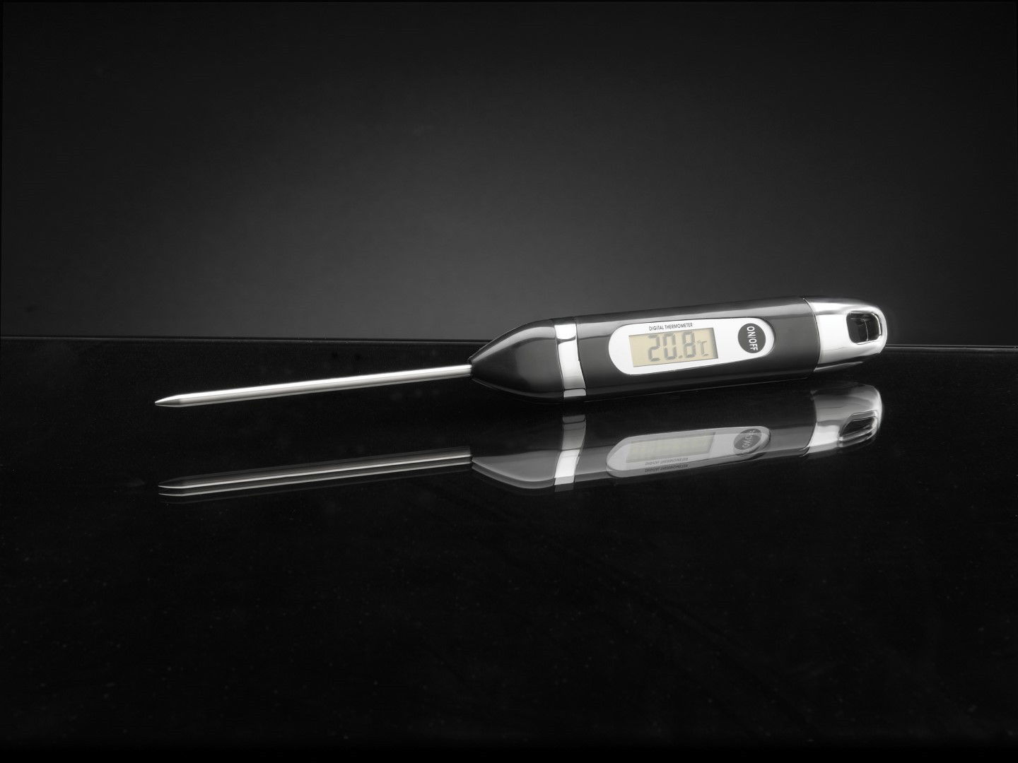 https://cdn.warentuin.nl/media/catalog/product/1/7/1770629162610102_2_napoleon_grills_accessoire_digitale_thermometer_napoleon_gri_fd44.jpg