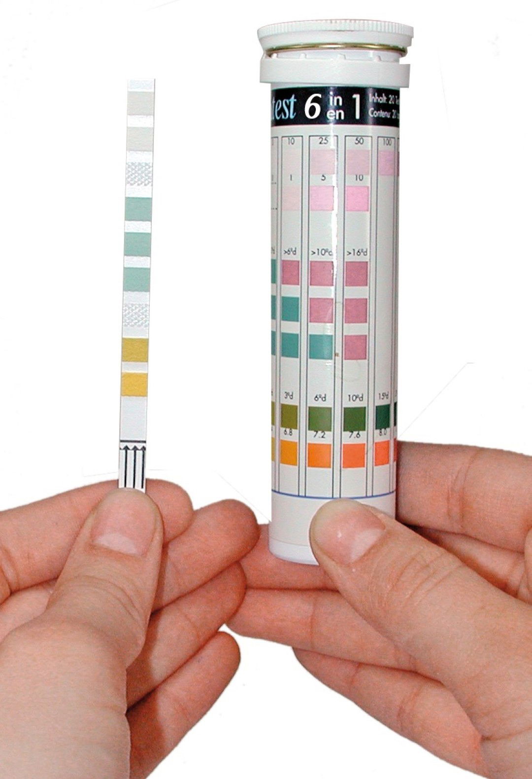 https://cdn.warentuin.nl/media/catalog/product/1/7/1774004218175488_tetra_dierenaccessoires_tetra_test_doos_a_25_teststrook_6_in_1_8a55.jpg