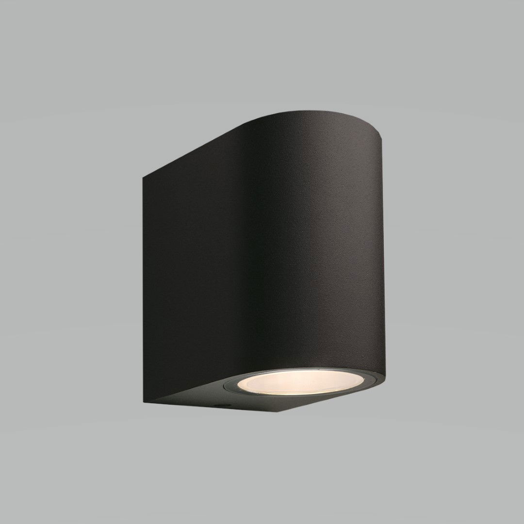 https://cdn.warentuin.nl/media/catalog/product/1/7/1775907800859027_garden_lights_lamp_gilvus_wandlamp_zwart_garden_lights_3e28.jpg