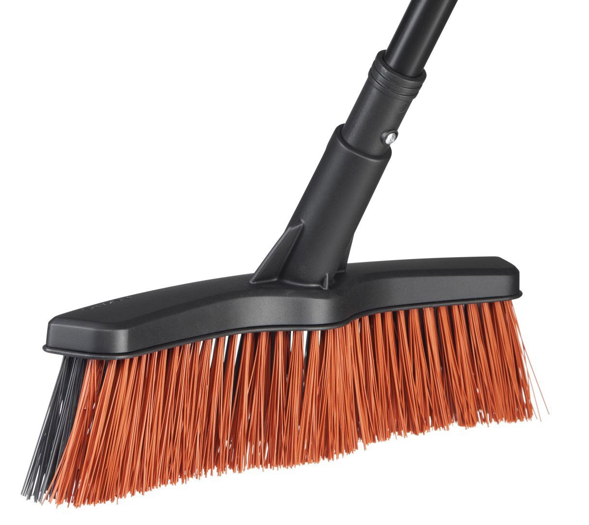 https://cdn.warentuin.nl/media/catalog/product/1/7/1776411501310378_2_fiskars_tuingereedschap_solid_bezem_m_fiskars_8a25.jpg