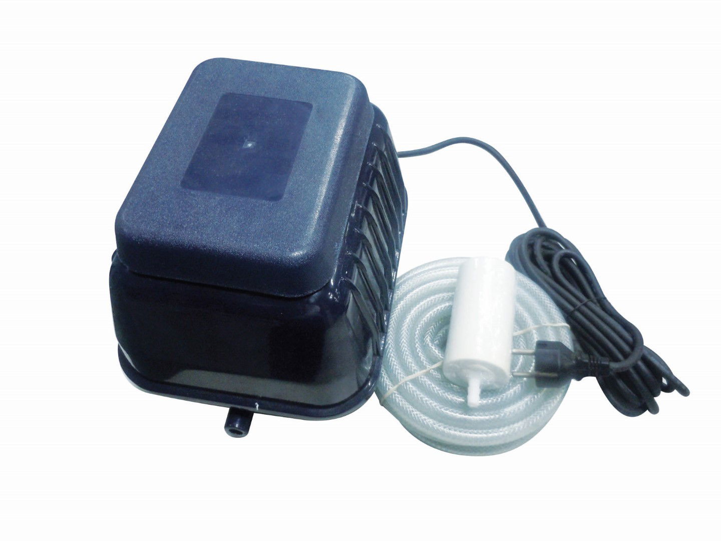 https://cdn.warentuin.nl/media/catalog/product/1/7/1778711465513289_ubbink_pompen_air_4000_outdoor_3_36ae.jpg