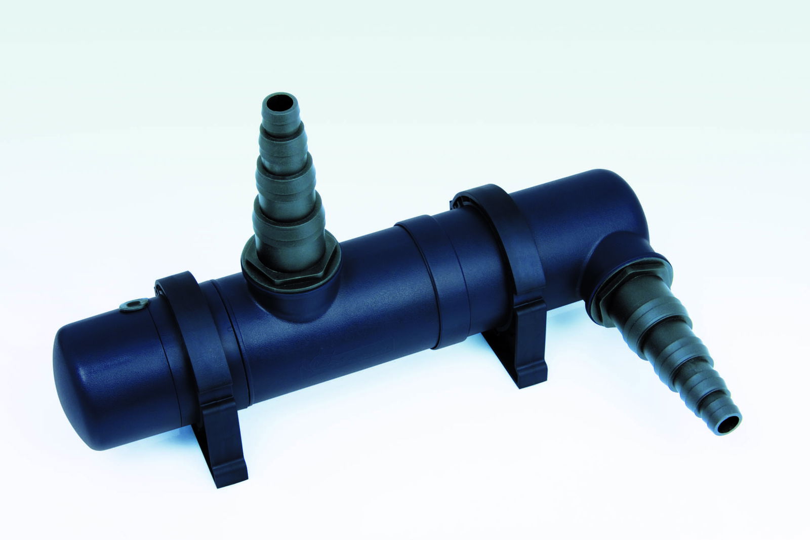 https://cdn.warentuin.nl/media/catalog/product/1/7/1778711465551328_ubbink_filters_algclear_uvc_10000___11_w_3_2e74.jpg