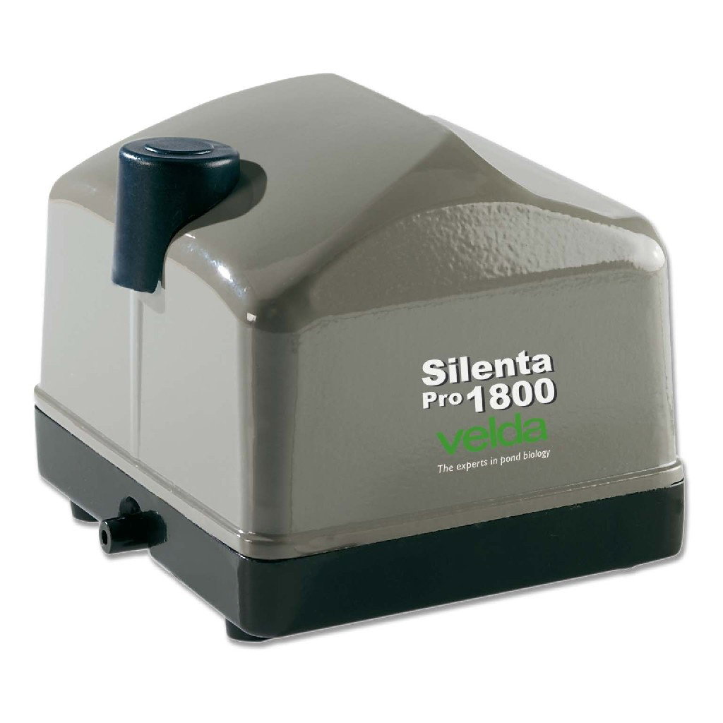 https://cdn.warentuin.nl/media/catalog/product/1/7/1778711921072947_beluchtingspomp_silenta_pro_1800_velda_1_18e1.jpg