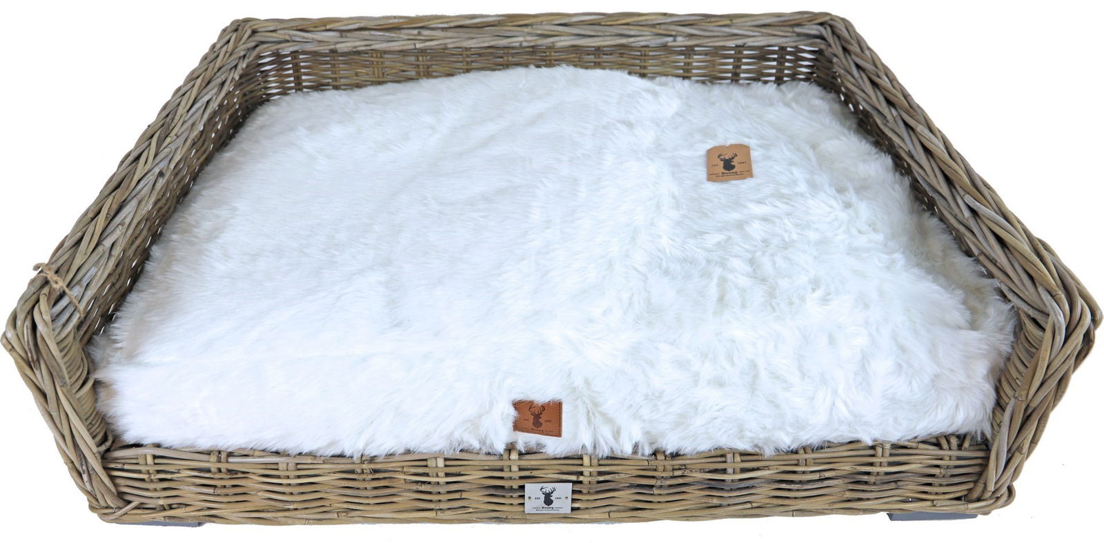 https://cdn.warentuin.nl/media/catalog/product/1/7/1778712901064945_boony_est_1941_dierenaccessoires_boony_est_1941_ligkussen_pola_592e.jpg