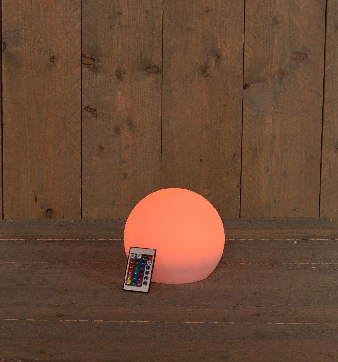 https://cdn.warentuin.nl/media/catalog/product/1/7/1778713619401787_anna_s_collection_buitenartikel_solar_bal_20_cm_rgb_led_met_af_d2d9.jpg