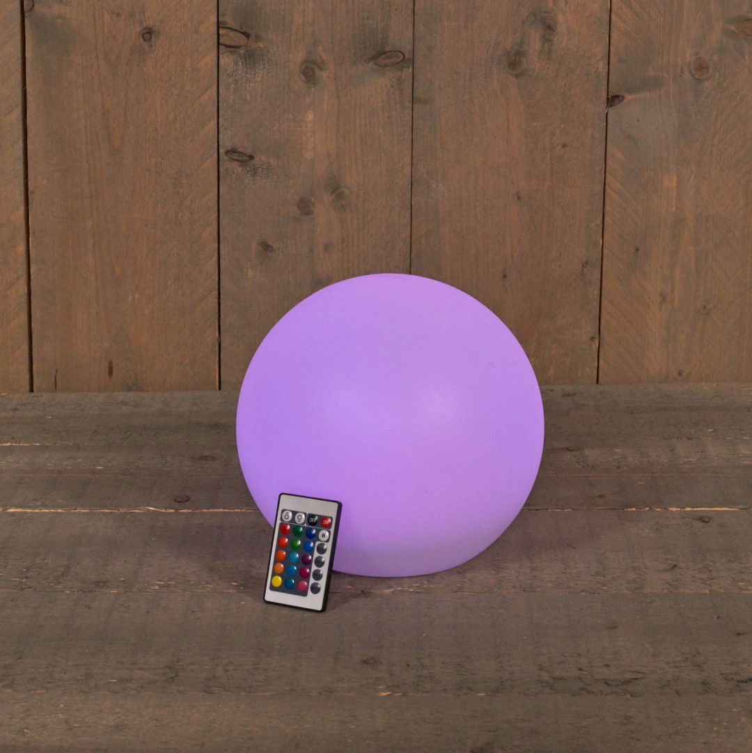 https://cdn.warentuin.nl/media/catalog/product/1/7/1778713619401800_anna_s_collection_buitenartikel_solar_bal_25_cm_rgb_led_met_af_4dc2.jpg