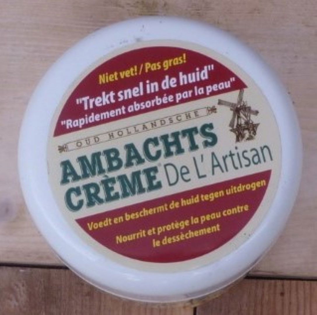 https://cdn.warentuin.nl/media/catalog/product/1/7/1778717371710118_3_oud_hollandsche_creme_oud_hollandsche_ambachtscreme_200_ml_1_6fe7.jpg