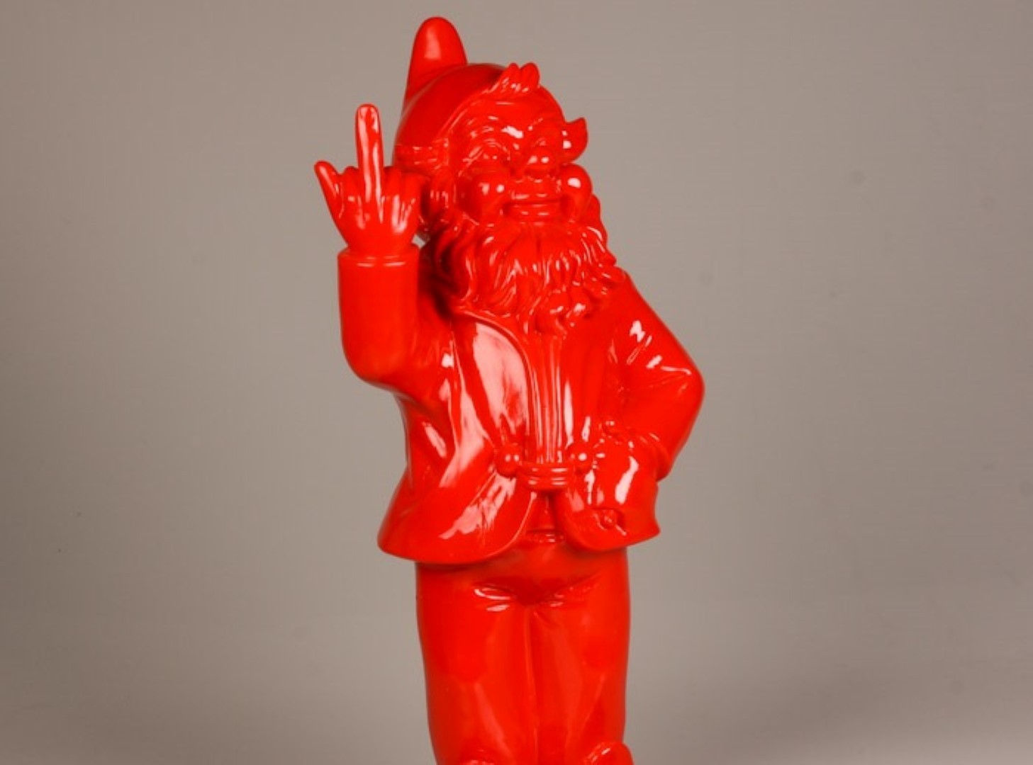 https://cdn.warentuin.nl/media/catalog/product/1/7/1778717775918073_stoobz_polystone_beeld_kabouter_f_ck_you_30_cm_rood_polystone__0949.jpg