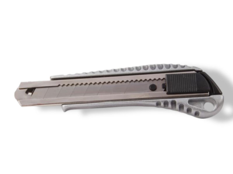 https://cdn.warentuin.nl/media/catalog/product/D/R/DROP5410329643829_01_velleman_breekmes_aluminium_behuizing_18_mm__232c.jpg