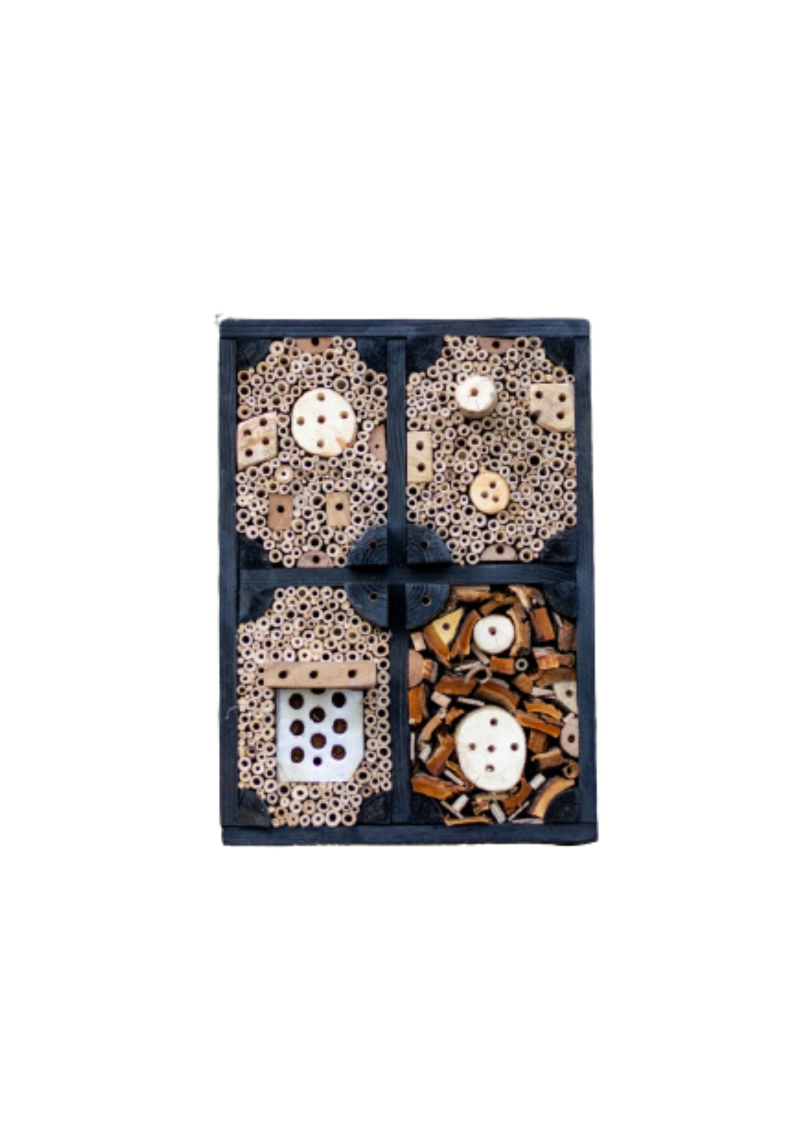 https://cdn.warentuin.nl/media/catalog/product/D/R/DROP6144561336271_boomstijl_insectenhotel_insectenhotel_de_maskerbij_20x45x50_c_599c.jpg