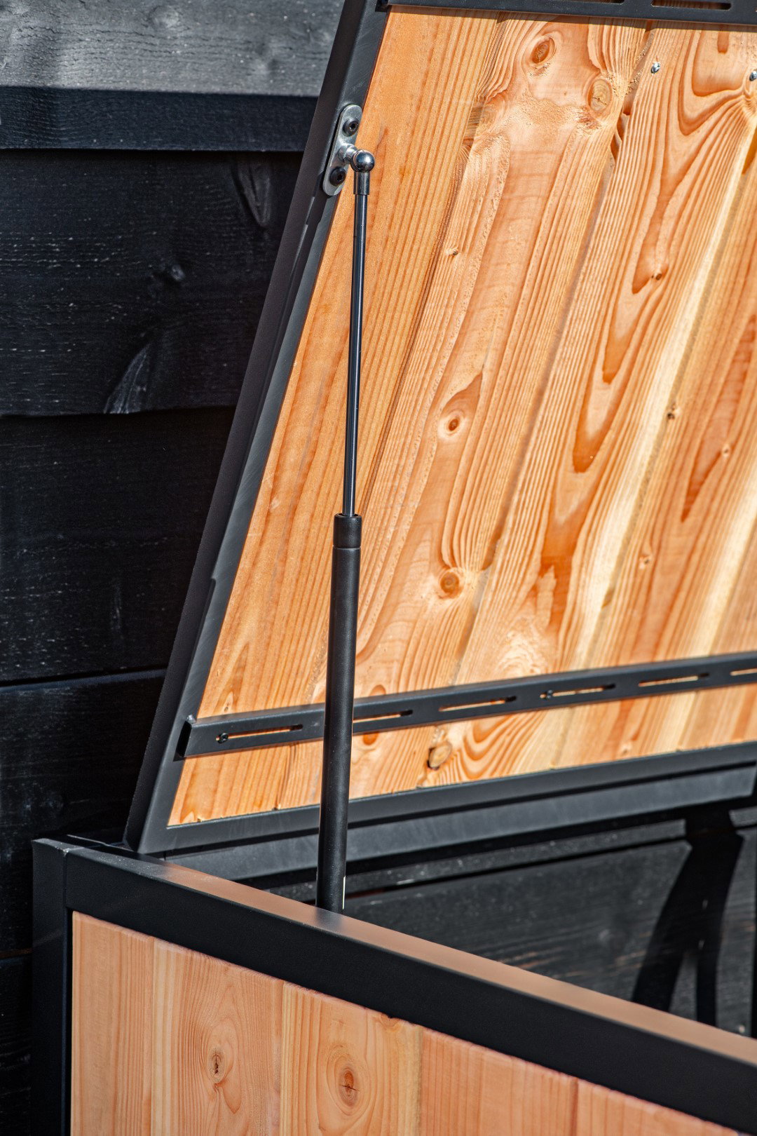 https://cdn.warentuin.nl/media/catalog/product/D/R/DROP8715815112207_01_container_berging_tresco_b210xd80xh118_cm_tuindeco_d7c8.jpg