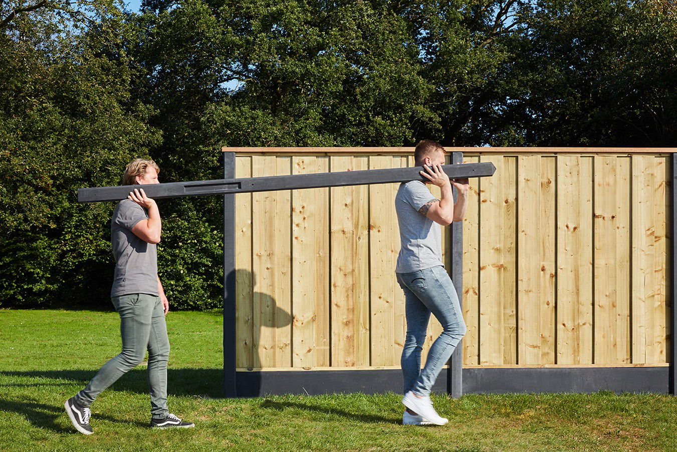 https://cdn.warentuin.nl/media/catalog/product/D/R/DROP8715815503289_berton_paal_amstel_antraciet_eindmodel_280_cm_tuindeco_cfbc.jpg