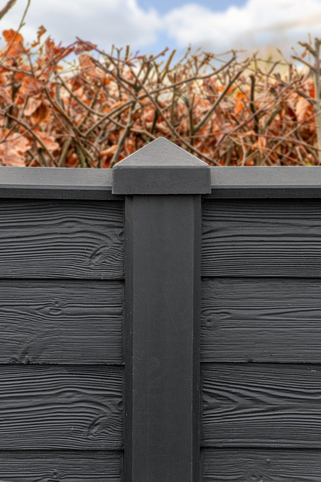 https://cdn.warentuin.nl/media/catalog/product/D/R/DROP8715815505078_berton_sleufpaal_reest_gecoat_eindmodel_272_cm_tuindeco_6cf9.jpg