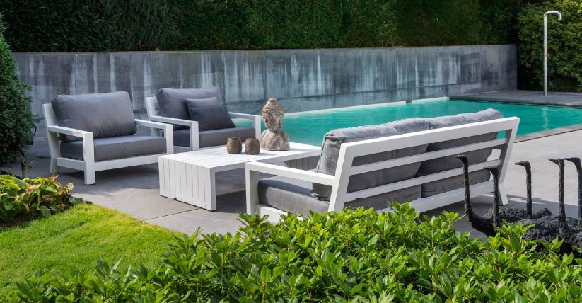 https://cdn.warentuin.nl/media/catalog/product/M/E/MEUB1143000104013_01_yoi_loungeset_ooki_loungeset_white_2_stoelen_bank_salontaf_df25.JPG