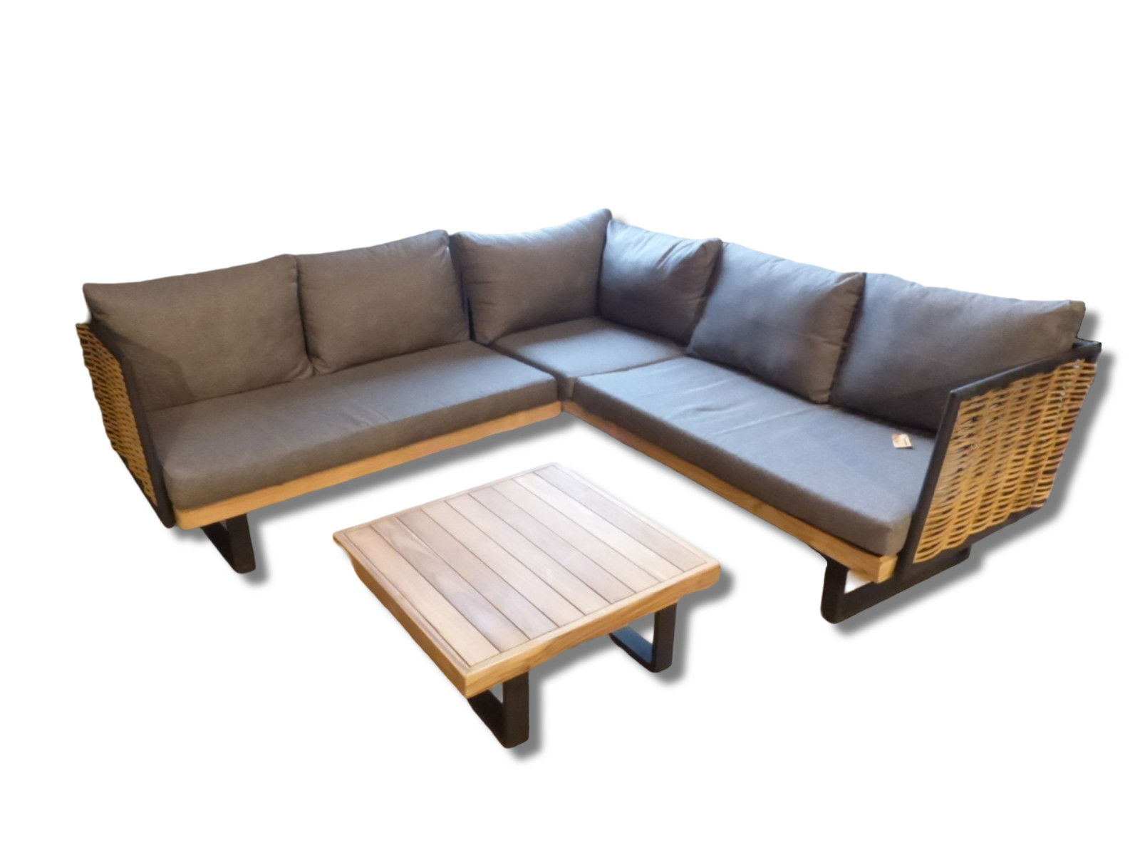 https://cdn.warentuin.nl/media/catalog/product/M/E/MEUB1143000104452_01_borek_tuinset_pasadena_loungeset_bamboo_teak_jpg_cea7.jpg
