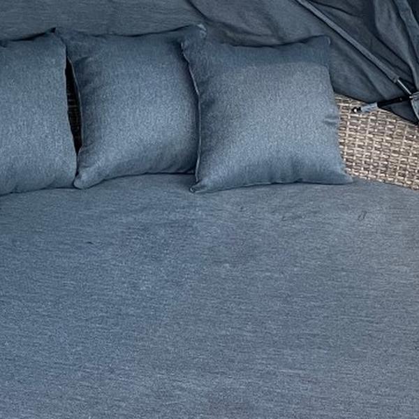 https://cdn.warentuin.nl/media/catalog/product/M/E/MEUB1143000104551_01_oosterik_home_loungebed_loungebed_salerno_pazzano_brown_0bb8.jpg