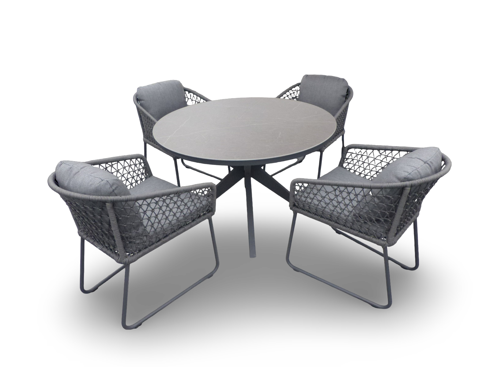 https://cdn.warentuin.nl/media/catalog/product/M/E/MEUB1143000104593_01_set_van_calma_dining_tafel_dia_120_cm_aluminium_black_slat_5e7a.png