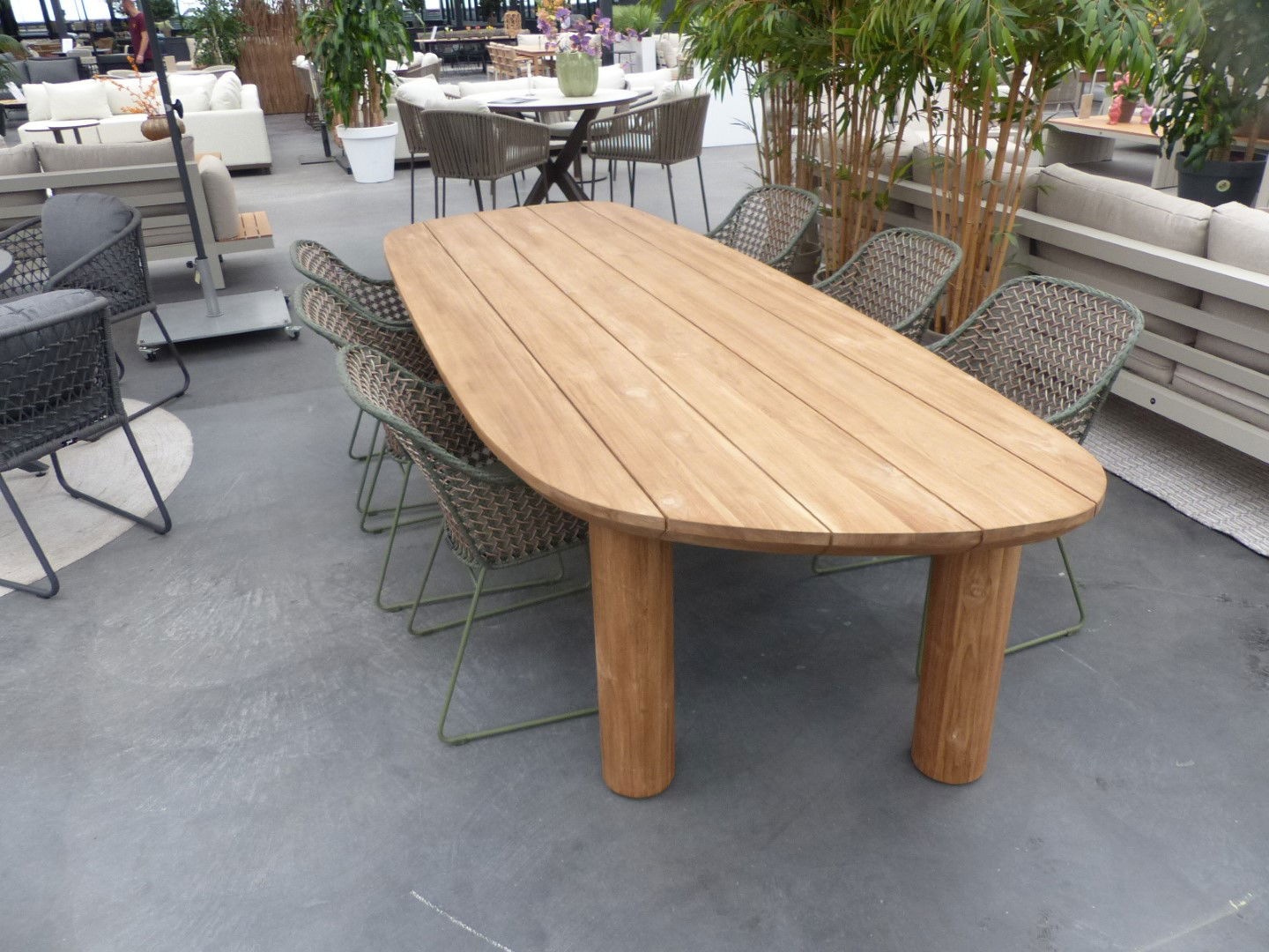 Max luuk Set Tirrena tafel 300x112x76 cm teak en 6 Alessio stoelen groen incl. kussen - 