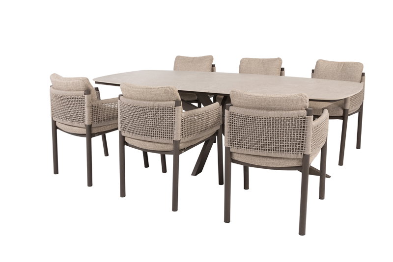 https://cdn.warentuin.nl/media/catalog/product/M/E/MEUB1143000104745_savanne_diningset_met_prado_tafel_terre_ke_aad5.jpg