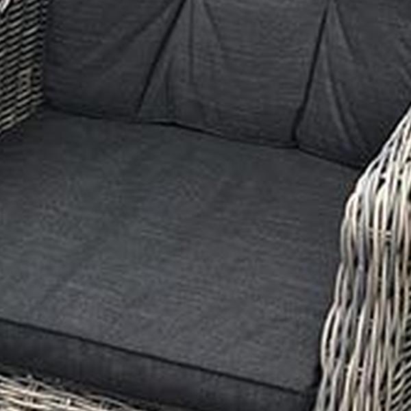 https://cdn.warentuin.nl/media/catalog/product/M/E/MEUB2000090132948_01_own_diningeen_vierdestoelen_beltonna_tuinstoel_mix_grijs_t_046e.jpg