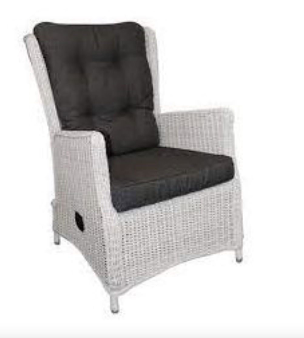 https://cdn.warentuin.nl/media/catalog/product/M/E/MEUB2100050112543_Pianoro_Tuinstoel_Iceland_OWN_5182.jpg