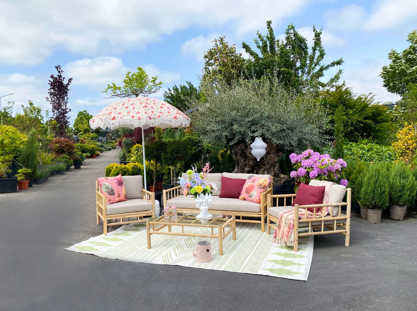 https://cdn.warentuin.nl/media/catalog/product/M/E/MEUB2500000200229_04_los_roses_sofa_loungeset_tuinmeubel_buitengewoon_de_boet_w_b76f.jpg