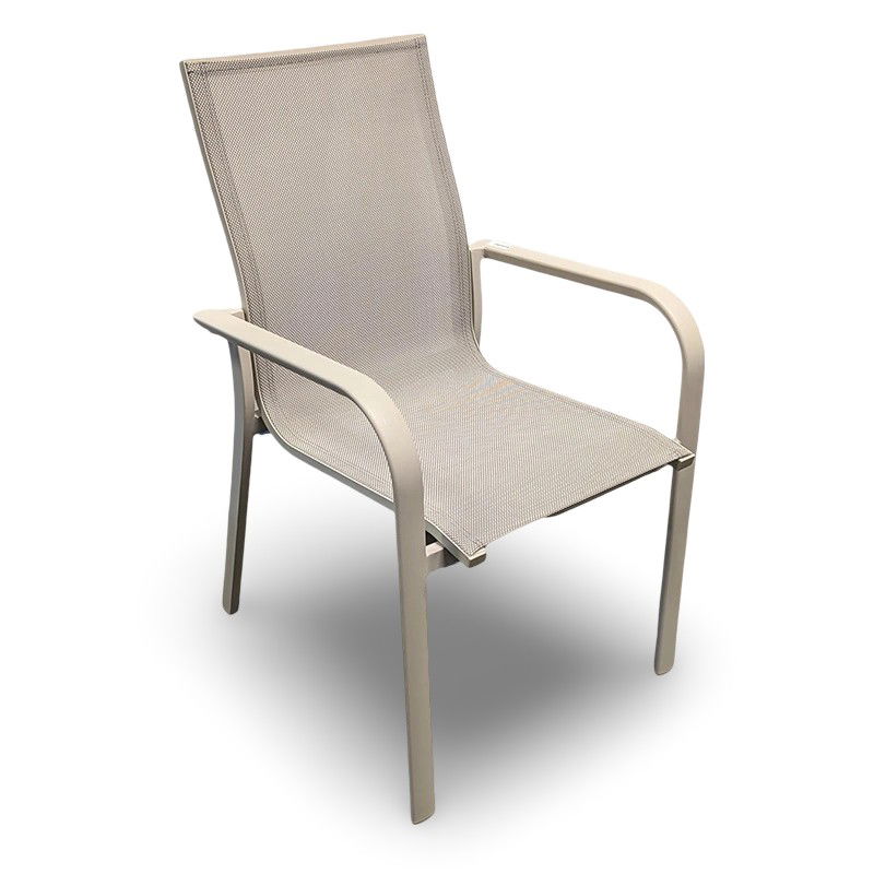 https://cdn.warentuin.nl/media/catalog/product/M/E/MEUB2500000258411_01_gakona_tuinstoel_latte_trestino_6830.jpg