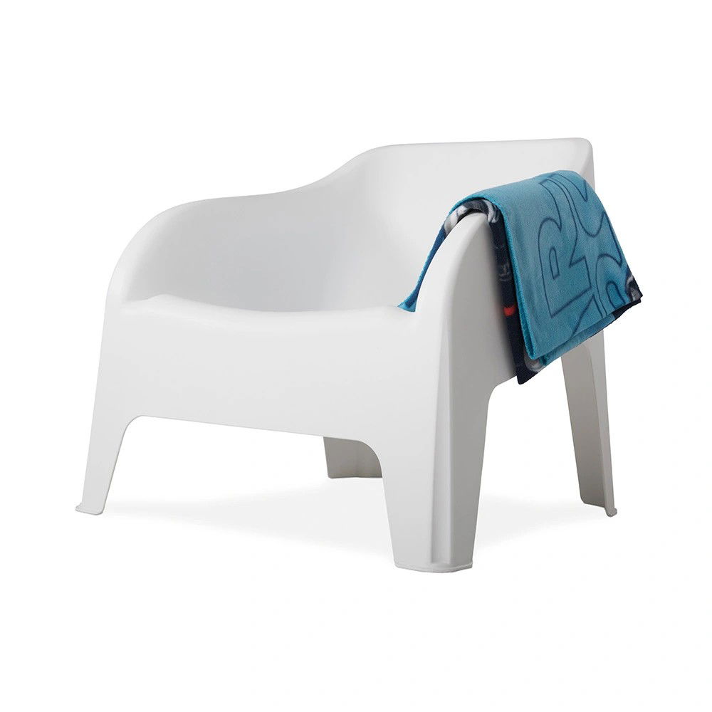 https://cdn.warentuin.nl/media/catalog/product/M/E/MEUB8009371018517_01_tuinstoel_petra_wit_toomax_warentuin_421a.jpg