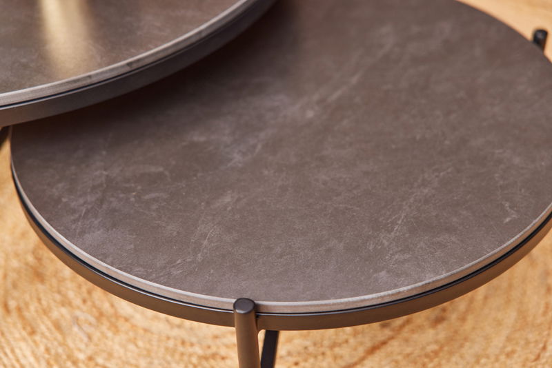 https://cdn.warentuin.nl/media/catalog/product/M/E/MEUB8711268669954_0_carson_koffietafel_zwart_dia_8_h_38_cm_hartman_e49c.jpg