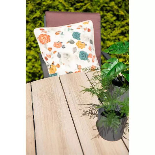 https://cdn.warentuin.nl/media/catalog/product/M/E/MEUB8713002216448_01_edison_tafel_diameter_148_carbon_black_light_teak_garden_i_8fc4.jpg