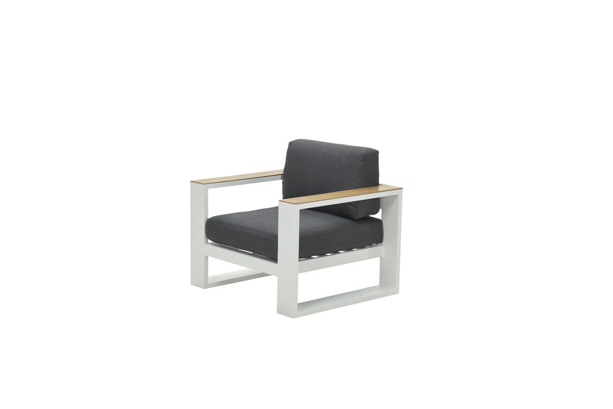 https://cdn.warentuin.nl/media/catalog/product/M/E/MEUB8713002624885_garden_impressions_loungestoel_cube_lounge_fauteuil_mat_wit_r_3c70.jpg