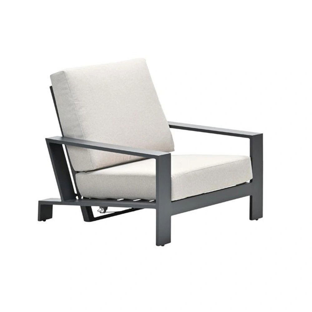 https://cdn.warentuin.nl/media/catalog/product/M/E/MEUB8713002625301_lincoln_verstelbare_fauteuil_carbon_black_garden_impressions_3581.jpg