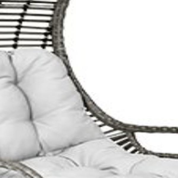 https://cdn.warentuin.nl/media/catalog/product/M/E/MEUB8714365415790_01_leslieen_vierdeliving_hangstoelen_hangstoel_relax_grizzly__0a47.jpg