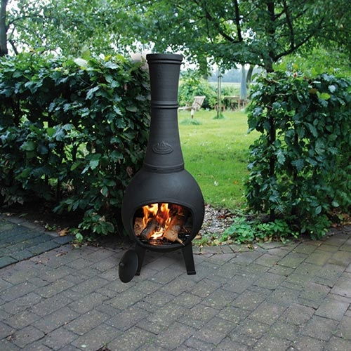 https://cdn.warentuin.nl/media/catalog/product/M/E/MEUB8714982007163_04_gietijzeren_terraskachel_105_cm_esschert_design_warentuin_9527.jpg