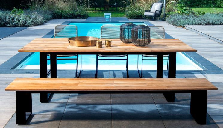 https://cdn.warentuin.nl/media/catalog/product/M/E/MEUB8716839930082_01_yoi_bank_kaihou_bench_240x45cm_aluminium_black_teak_yoi_969e.JPG