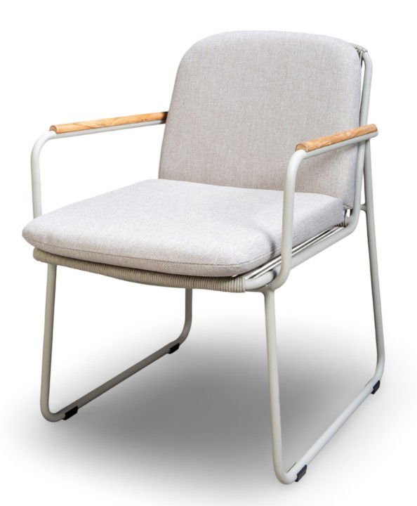 https://cdn.warentuin.nl/media/catalog/product/M/E/MEUB8716839940869_01_yoi_tuinmeubels_serra_dining_chair_aluminium_sa_jpg_a9bc.jpg