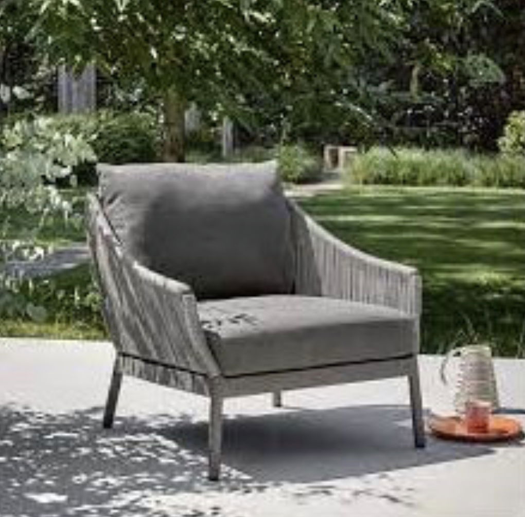 https://cdn.warentuin.nl/media/catalog/product/M/E/MEUB8718091516950_apple_bee_stoel_bijou_lounge_tuinstoel_apple_be_367b.jpg