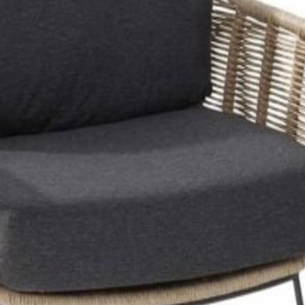 https://cdn.warentuin.nl/media/catalog/product/M/E/MEUB8720087010892_01_4so_loungeeen_vierdestoelen_taste_belmond_livingstoel_natu_760d.jpg