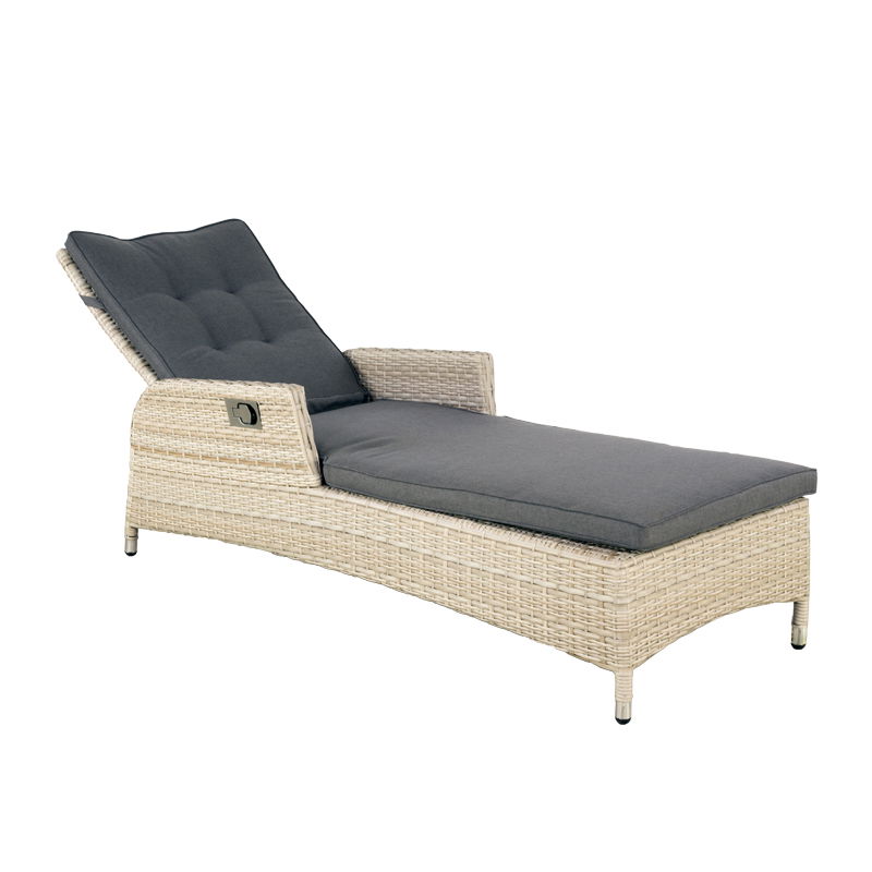 https://cdn.warentuin.nl/media/catalog/product/M/E/MEUB9900001259609_01_oosterik_home_ligbed_ligbed_long_beach_sunrise_beige_ooste_96ff.jpg