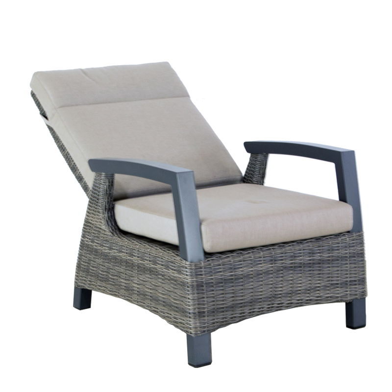 https://cdn.warentuin.nl/media/catalog/product/M/E/MEUB9900001259760_01_oosterik_home_tuinstoel_relax_stoel_new_haven_coffee_brown_c633.jpg