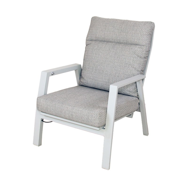 https://cdn.warentuin.nl/media/catalog/product/M/E/MEUB9900001884368_kittredge_relax_stoel_mist_grey_oosterik_home_7156.jpg