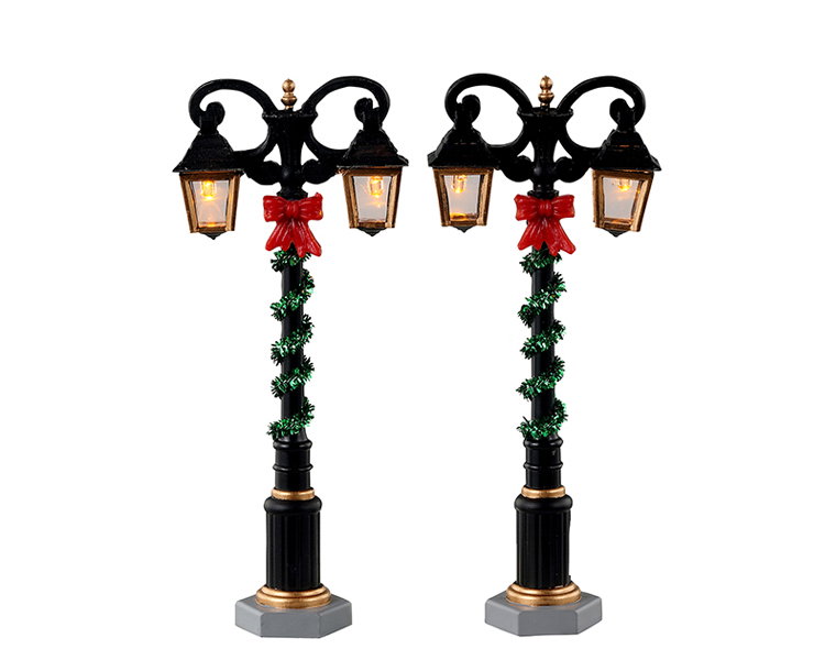 https://cdn.warentuin.nl/media/catalog/product/S/C/SCAN0728162340900_lemax_kerstdecoratie_splendid_lights_set_of_2_b_o_4_5v_kerstd_6172.jpg