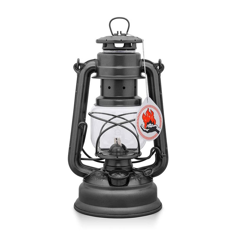 https://cdn.warentuin.nl/media/catalog/product/S/C/SCAN4250435701539_stormlamp_276_sparkling_iron_feuerhand_ebaa.jpg