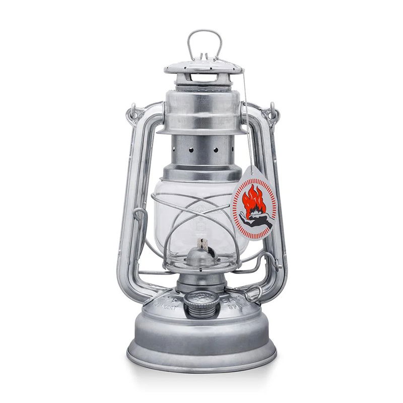 https://cdn.warentuin.nl/media/catalog/product/S/C/SCAN4250435703007_stormlamp_276_zink_feuerhand_b1a8.jpg
