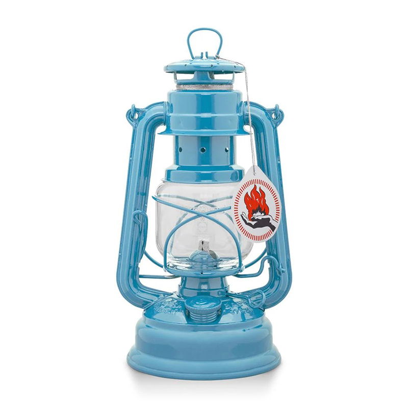 https://cdn.warentuin.nl/media/catalog/product/S/C/SCAN4250435703168_stormlamp_276_pastel_blauw_feuerhand_26bd.jpg